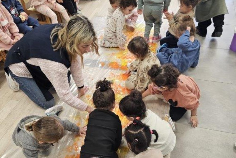 "פרי הדר" ברשת מעונות "ילדים"