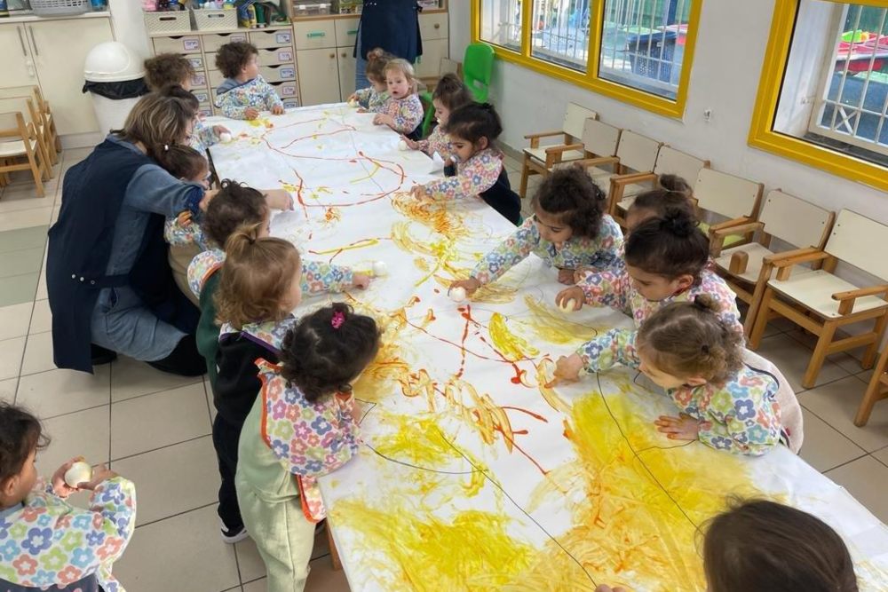 "פרי הדר" ברשת מעונות "ילדים"