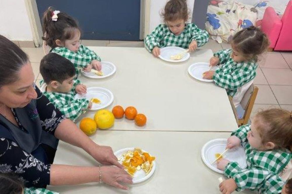 "פרי הדר" ברשת מעונות "ילדים"